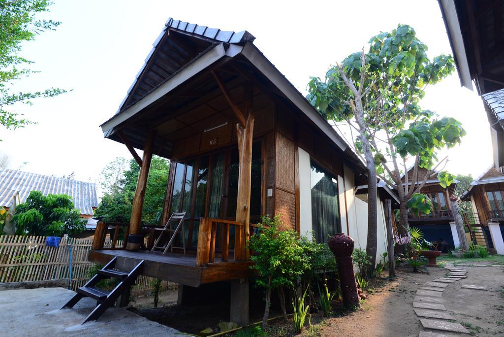 Pai Wood Life Resort Exteriör bild
